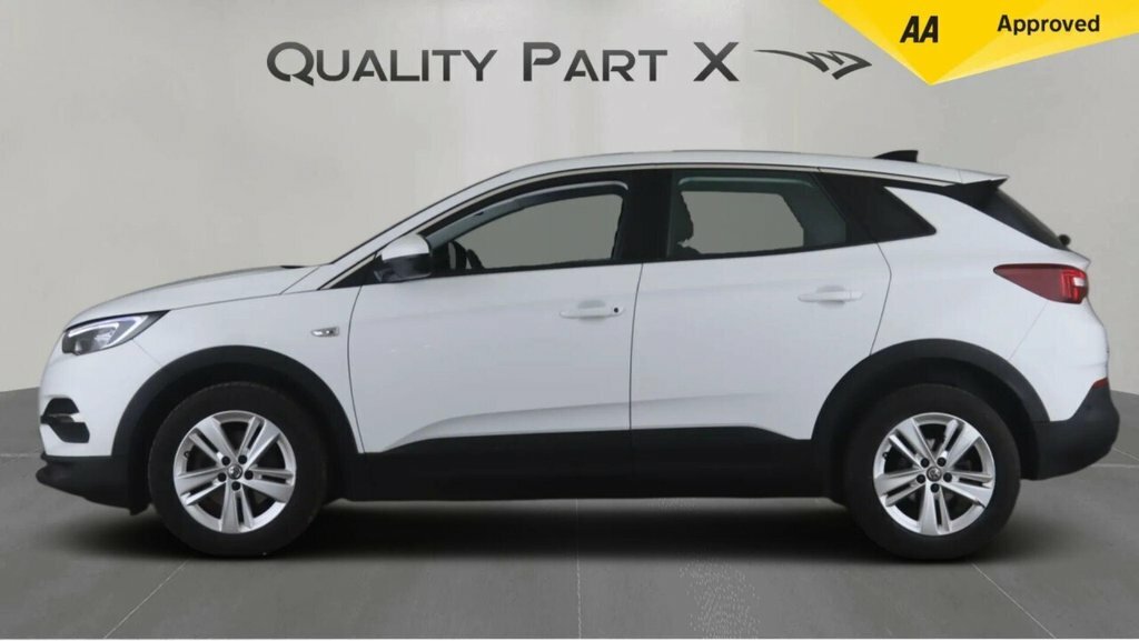 Vauxhall Grandland X Suv DP70YPH White #4