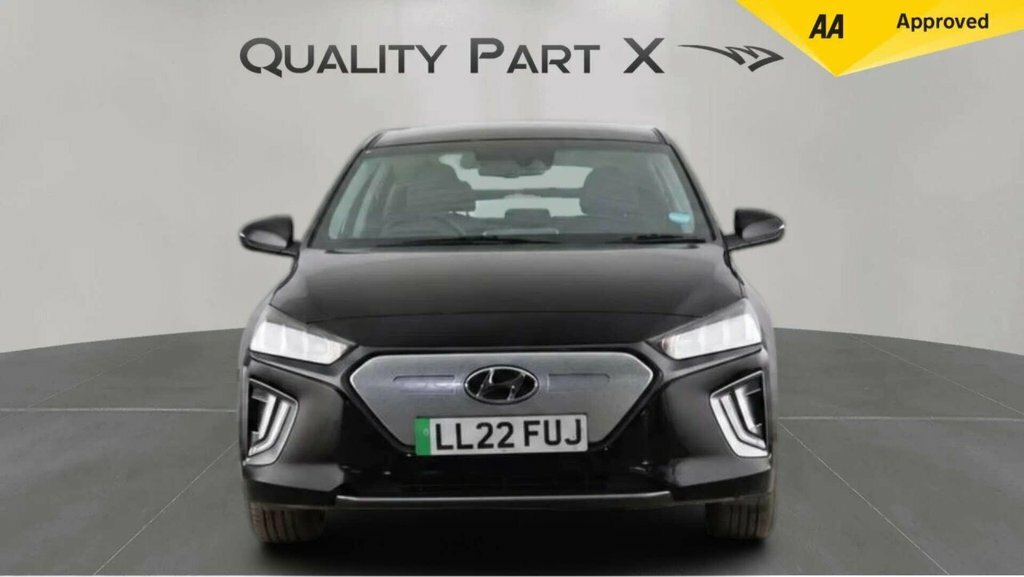 Hyundai Ioniq Hatchback LL22FUJ Black #2