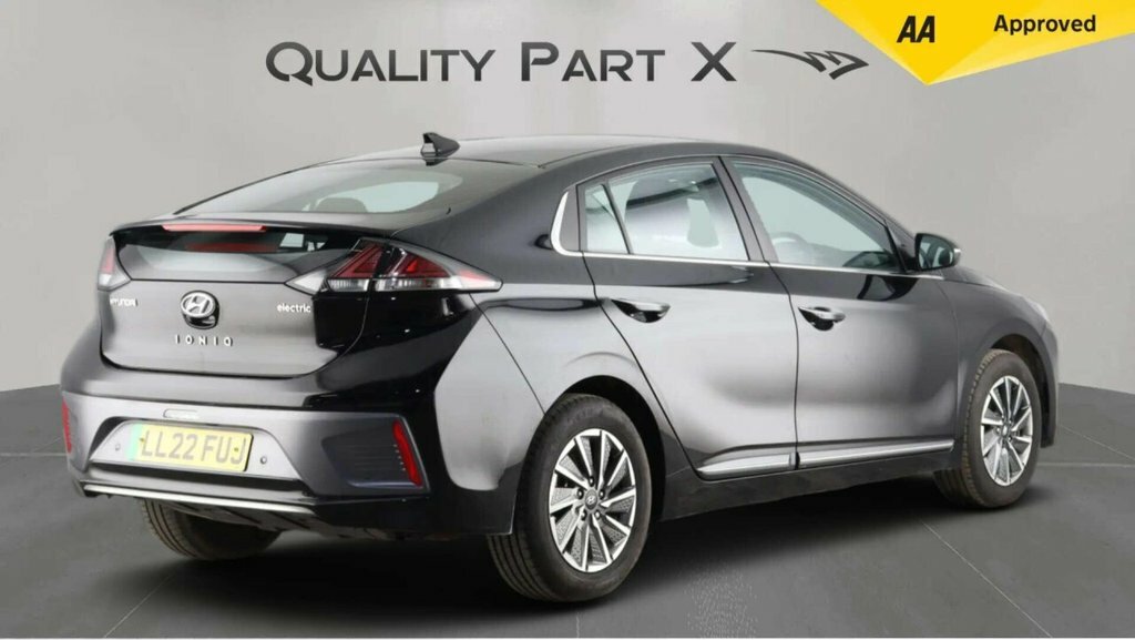 Hyundai Ioniq Hatchback LL22FUJ Black #5