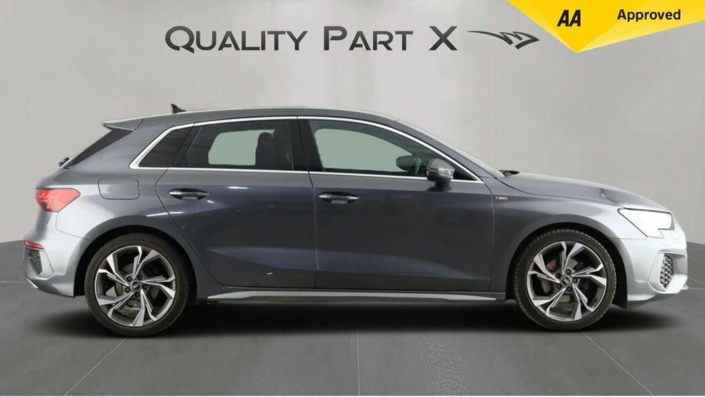 Audi A3 Hatchback YV23XGR Grey #4
