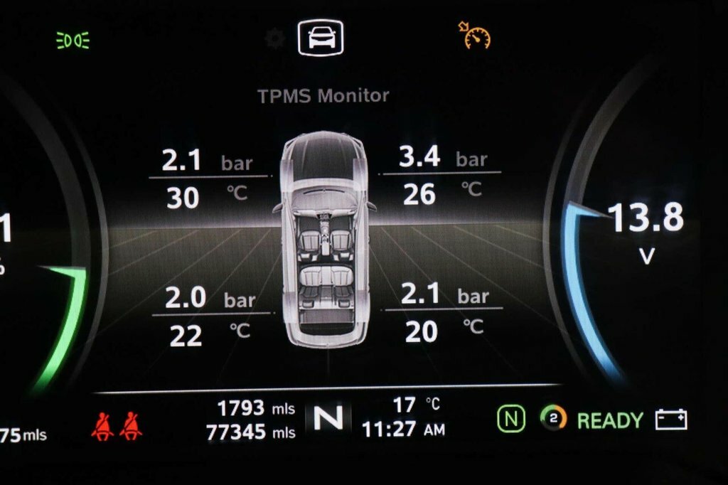 MG MG5 115Kw Exclusive 52.5Kwh Black #40