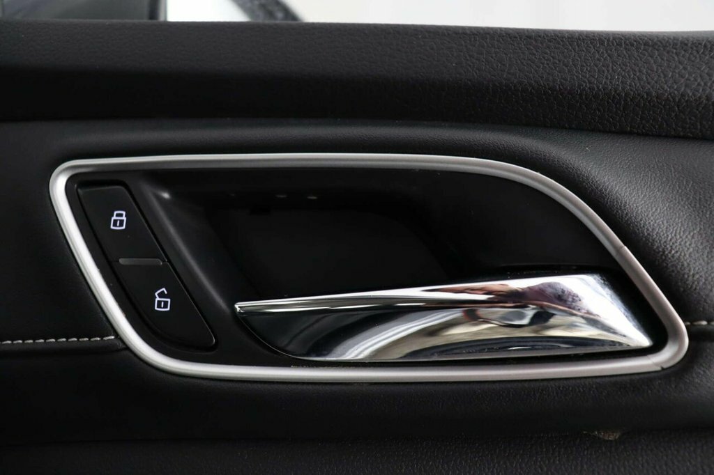 MG MG5 115Kw Exclusive 52.5Kwh Black #20