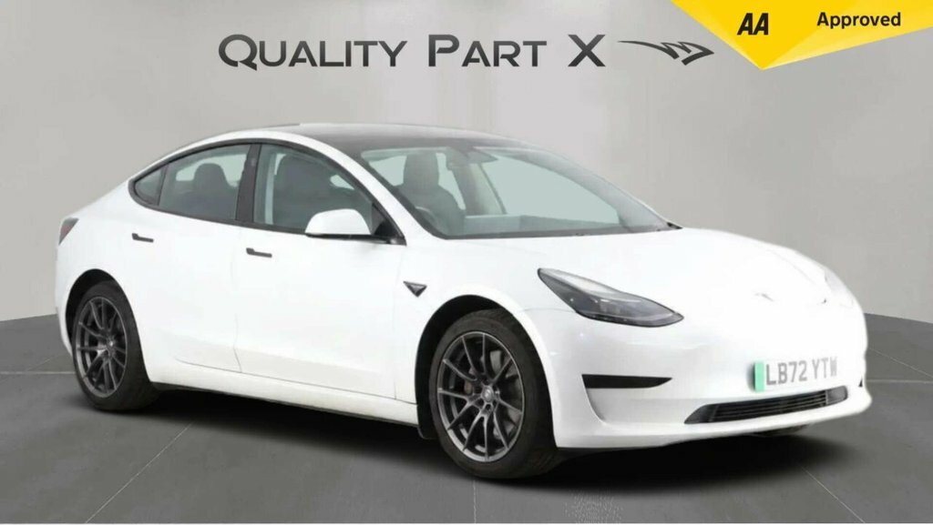 Tesla Model 3 Saloon White