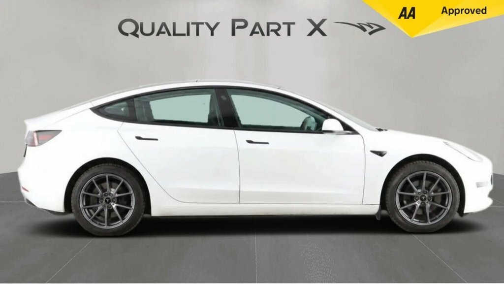 Tesla Model 3 Saloon LB72YTW White #4