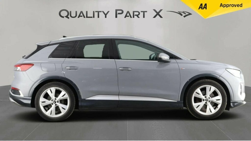 Audi Q4 E Tron Suv YE71UOW Grey #4