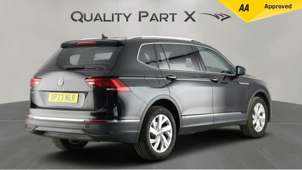 Volkswagen Tiguan Allspace Suv BP23NLR Black #5