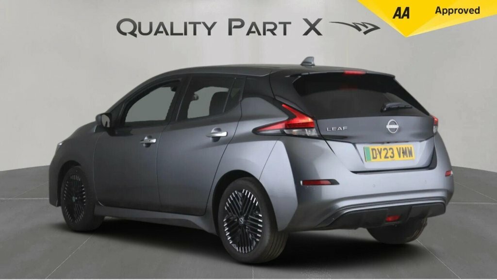 Nissan Leaf Hatchback Grey #5