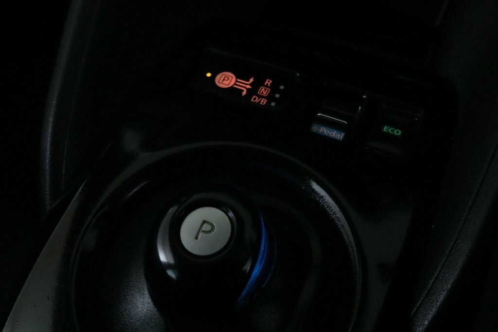 Nissan Leaf 39Kwh N-connecta Blue #22