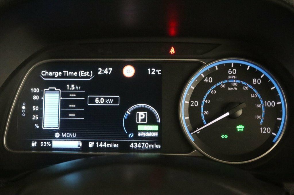 Nissan Leaf 39Kwh N-connecta Blue #17