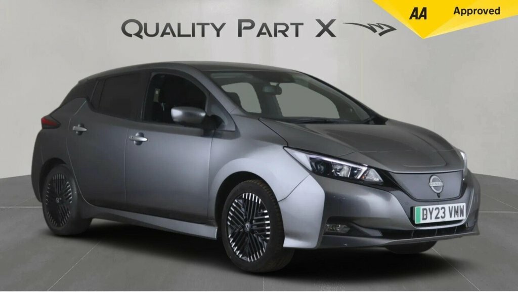 Nissan Leaf Hatchback Grey