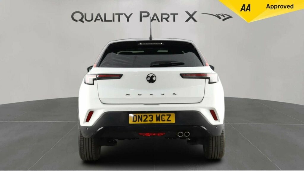 Vauxhall Mokka Suv DN23WCZ White #6