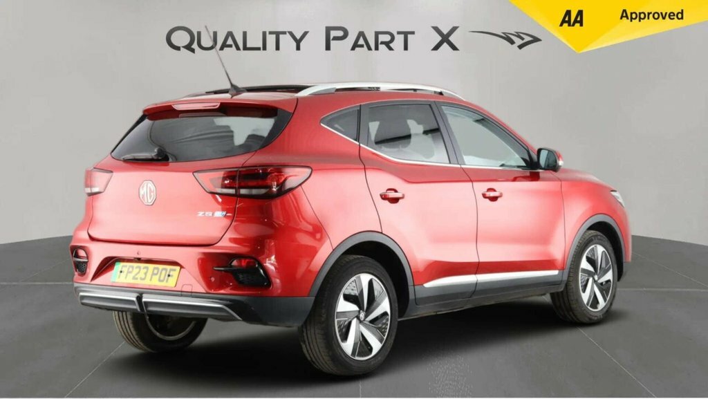 MG ZS Suv FP23POF Red #5