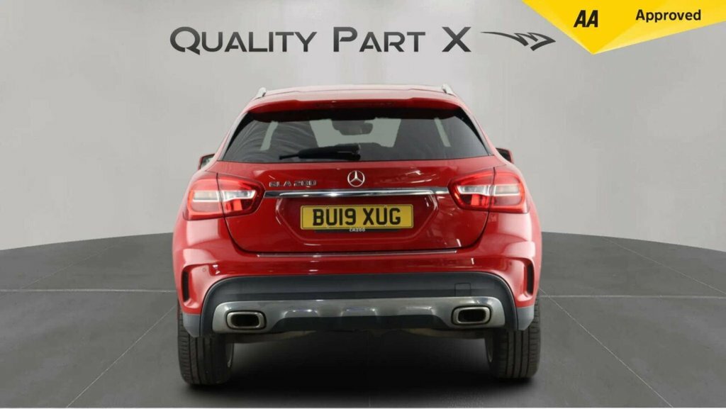 Mercedes-Benz GLA Class Gla 200 Amg Line Executive BU19XUG Red #4