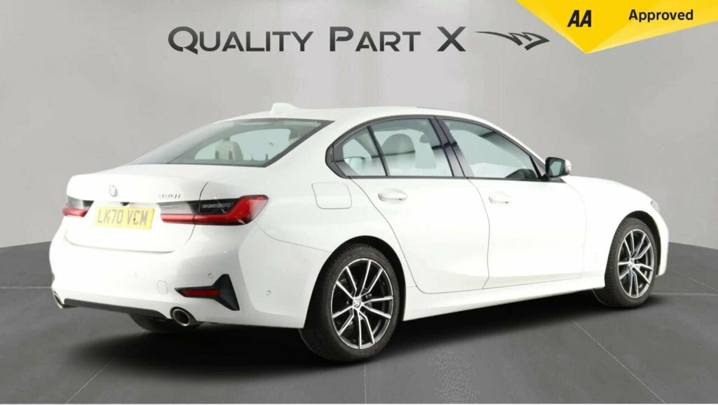 BMW 3 Series Saloon LK70VCM White #5