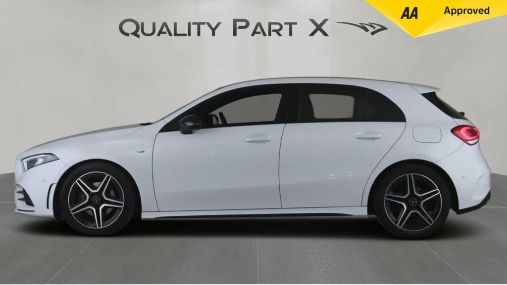 Mercedes-Benz A Class Hatchback WD22NLO White #4