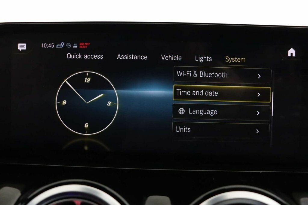 Mercedes-Benz EQA Eqa 350 Amg Lne Premium 4 Black #57