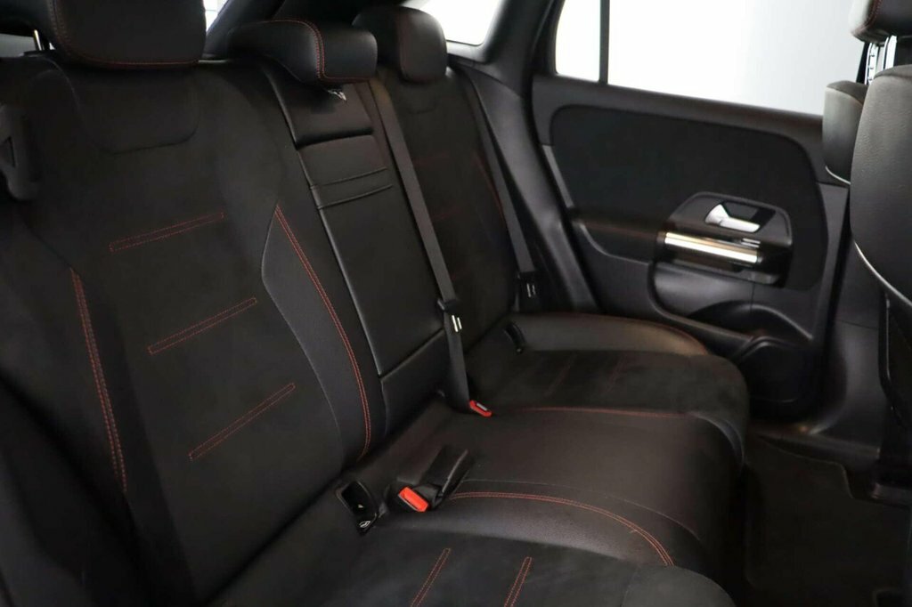 Mercedes-Benz EQA Eqa 350 Amg Lne Premium 4 Black #12