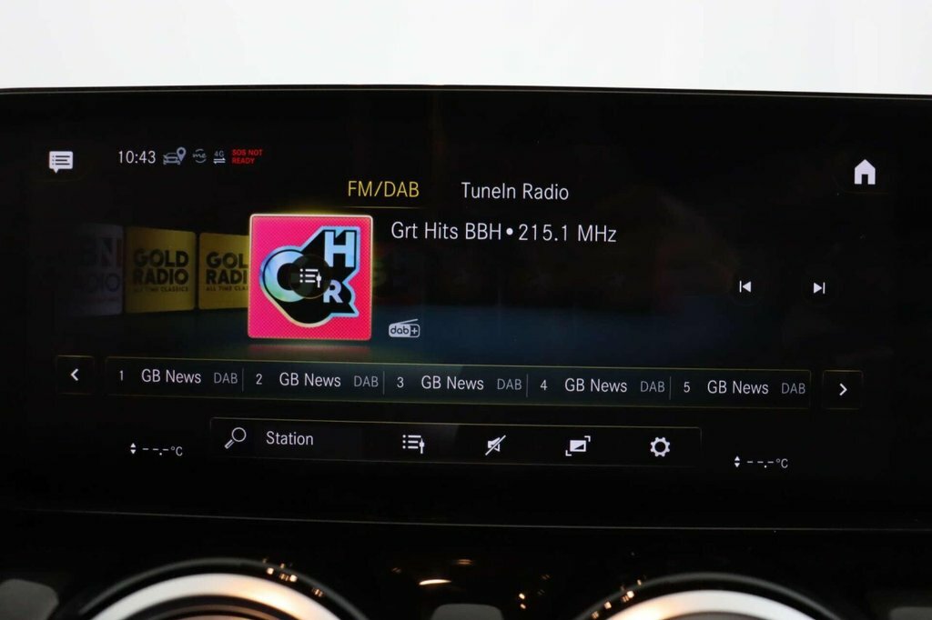 Mercedes-Benz EQA Eqa 350 Amg Lne Premium 4 Black #41