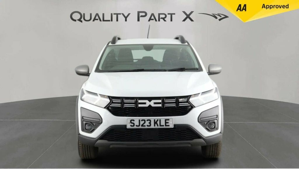 Dacia Sandero Stepway Hatchback SJ23KLE White #2