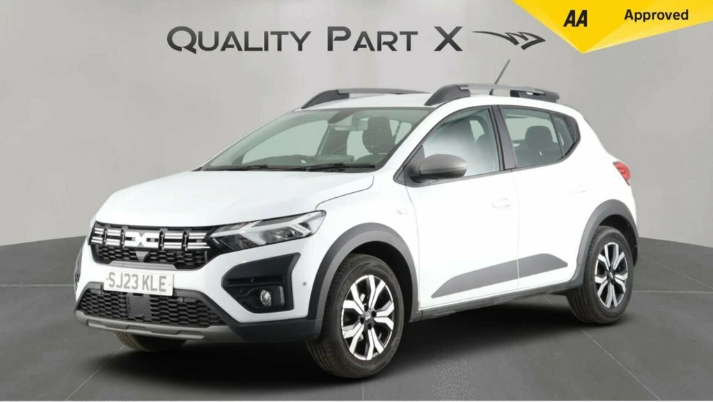 Dacia Sandero Stepway Hatchback SJ23KLE White #3