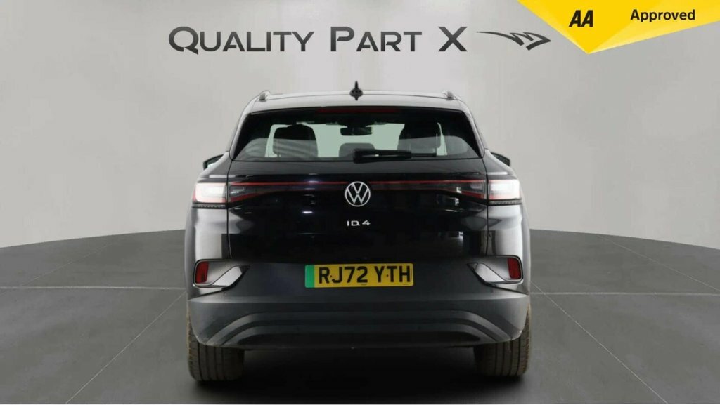 Volkswagen ID.4 Suv Black #6