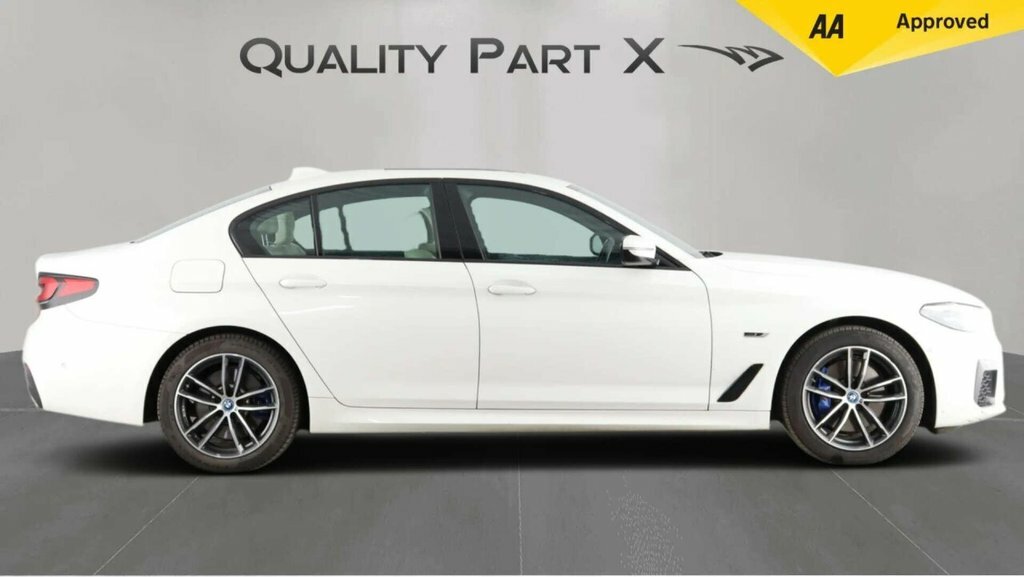BMW 5 Series Saloon White #2