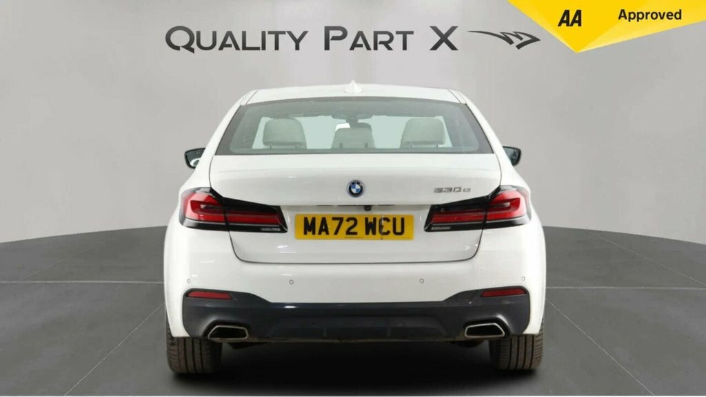 BMW 5 Series Saloon White #4