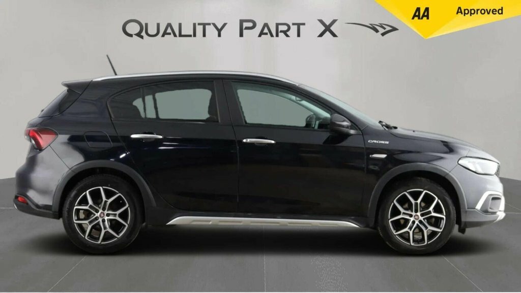 Fiat Tipo 1L Cross Black #4