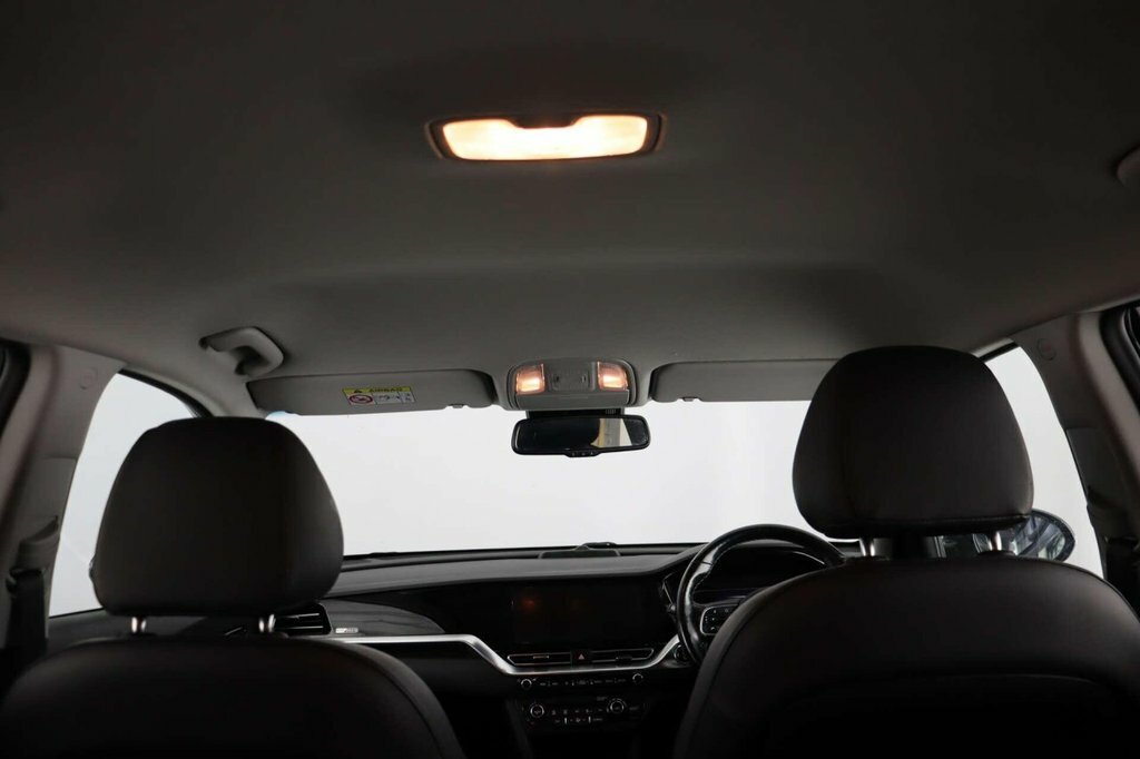 Kia e-Niro 64Kwh 4 Suv 201 Bhp White #12