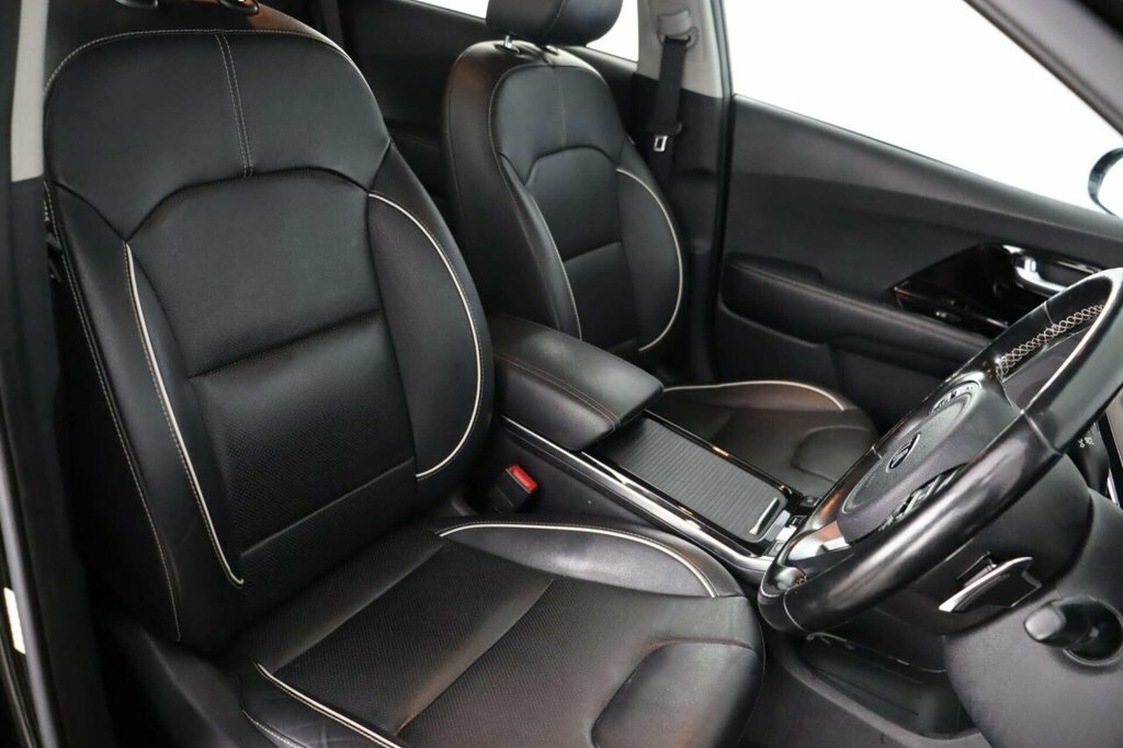 Kia e-Niro 64Kwh 4 Suv 201 Bhp White #14