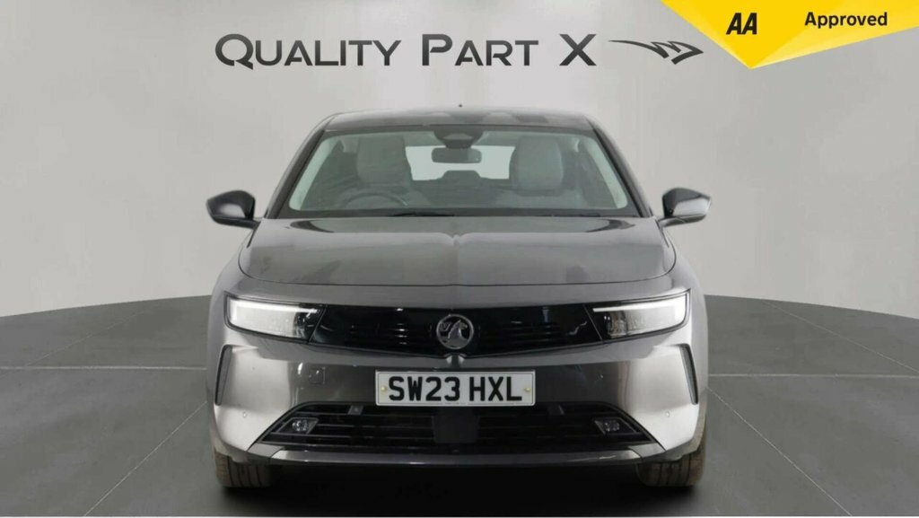 Vauxhall Astra Hatchback Grey #2