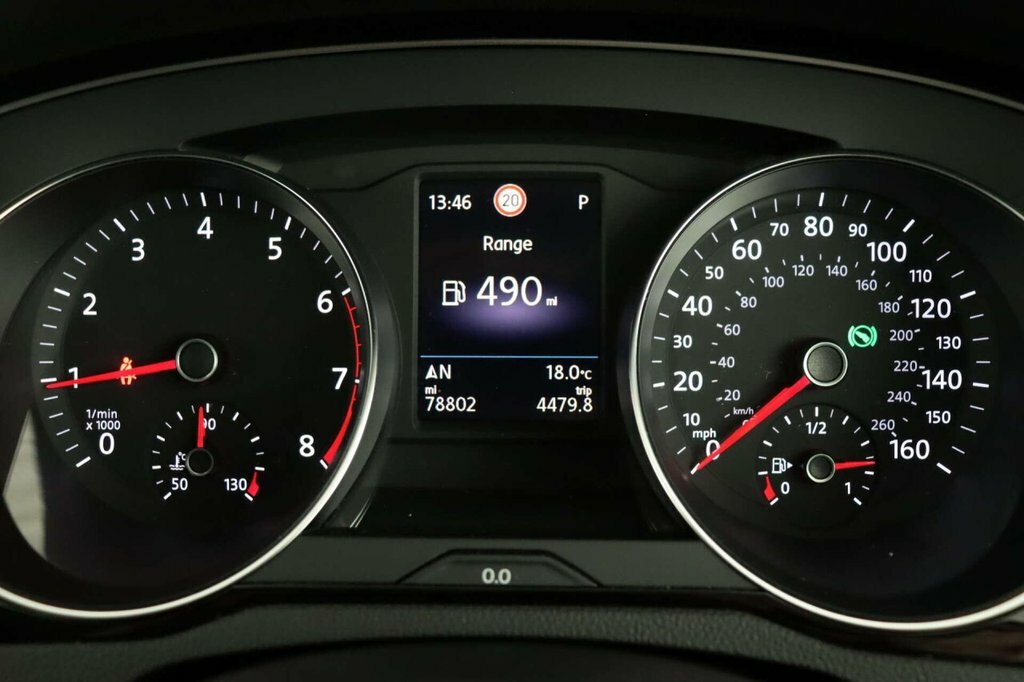 Volkswagen Passat 2.0 Tdi Evo Scr Sel Dsg Red #36