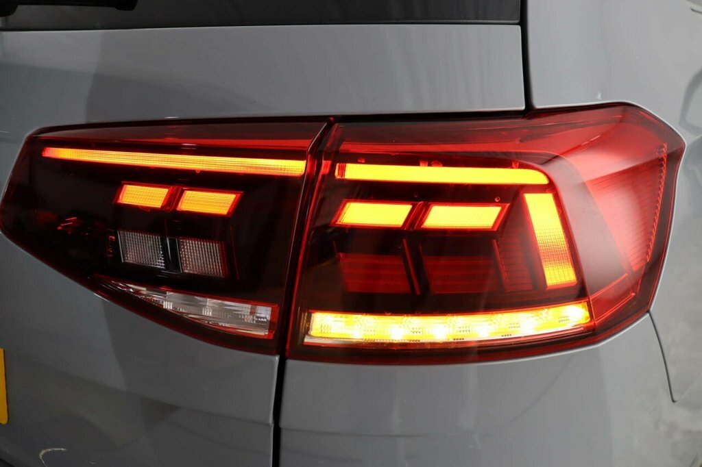 Volkswagen Passat 2.0 Tdi Evo Scr Sel Dsg Red #32