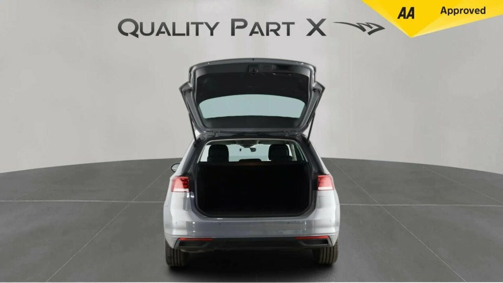 Volkswagen Passat 2.0 Tdi Evo Scr Sel Dsg Red #9
