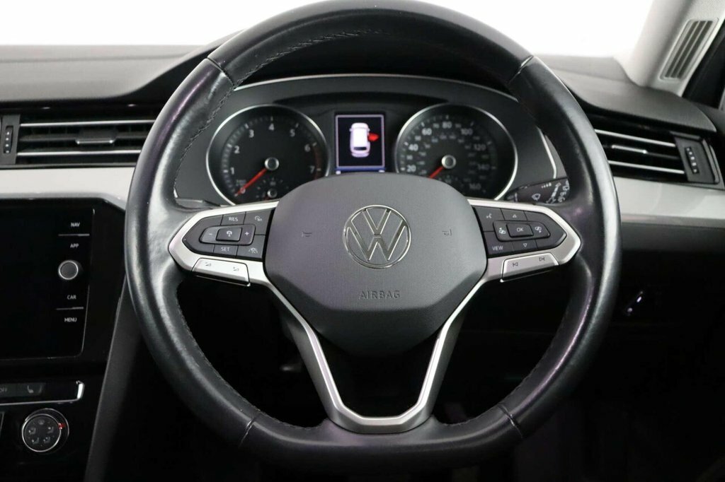 Volkswagen Passat 2.0 Tdi Evo Scr Sel Dsg Red #10