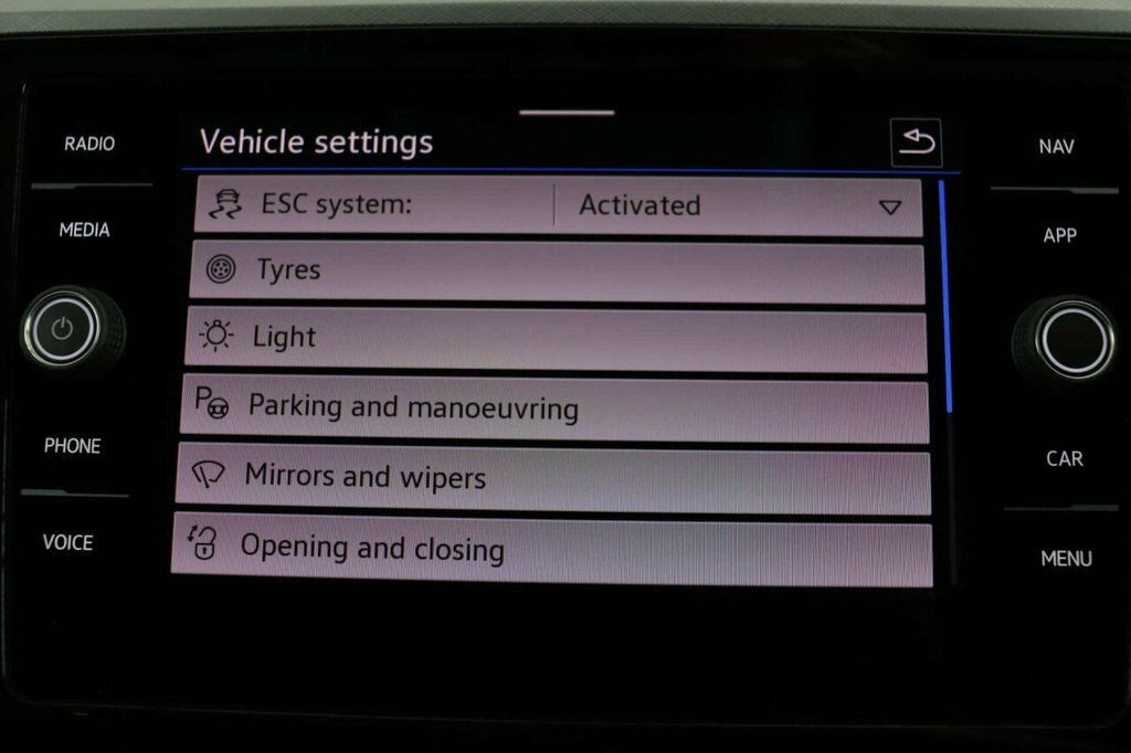 Volkswagen Passat 2.0 Tdi Evo Scr Sel Dsg Red #42