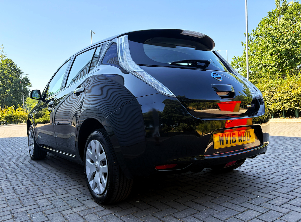 Nissan Leaf Visia Good Spec Car Only Covered 23000 Mi Black #4