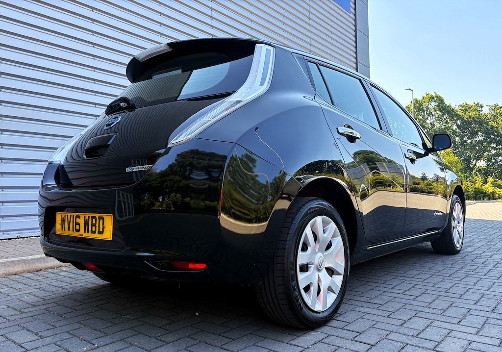 Nissan Leaf Visia Good Spec Car Only Covered 23000 Mi Black #3