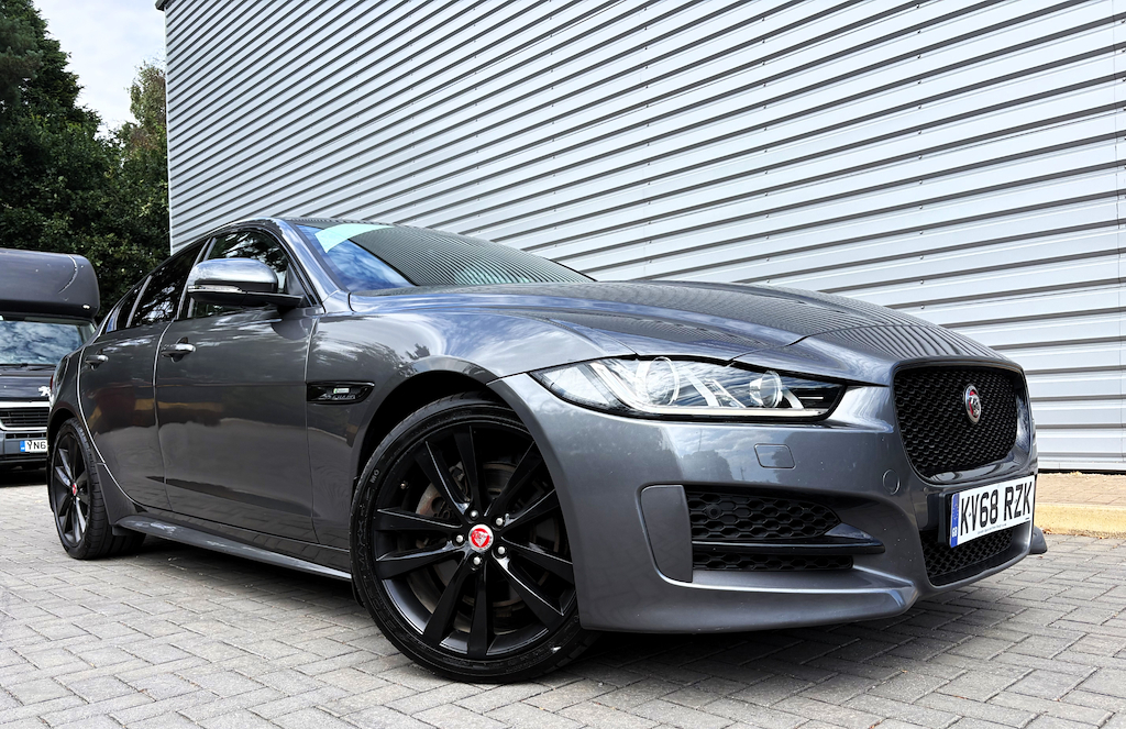 Jaguar XE D 240 R-sport Awd Great Spec Luxury Ve Grey #2