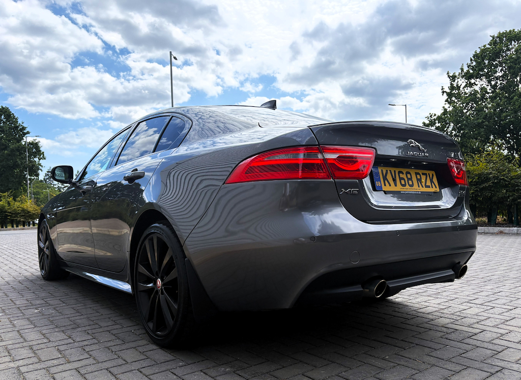 Jaguar XE D 240 R-sport Awd Great Spec Luxury Ve Grey #4