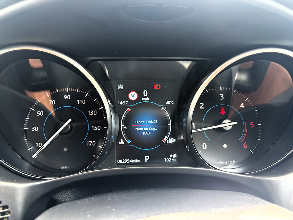 Jaguar XE Xe R-sport D White #16