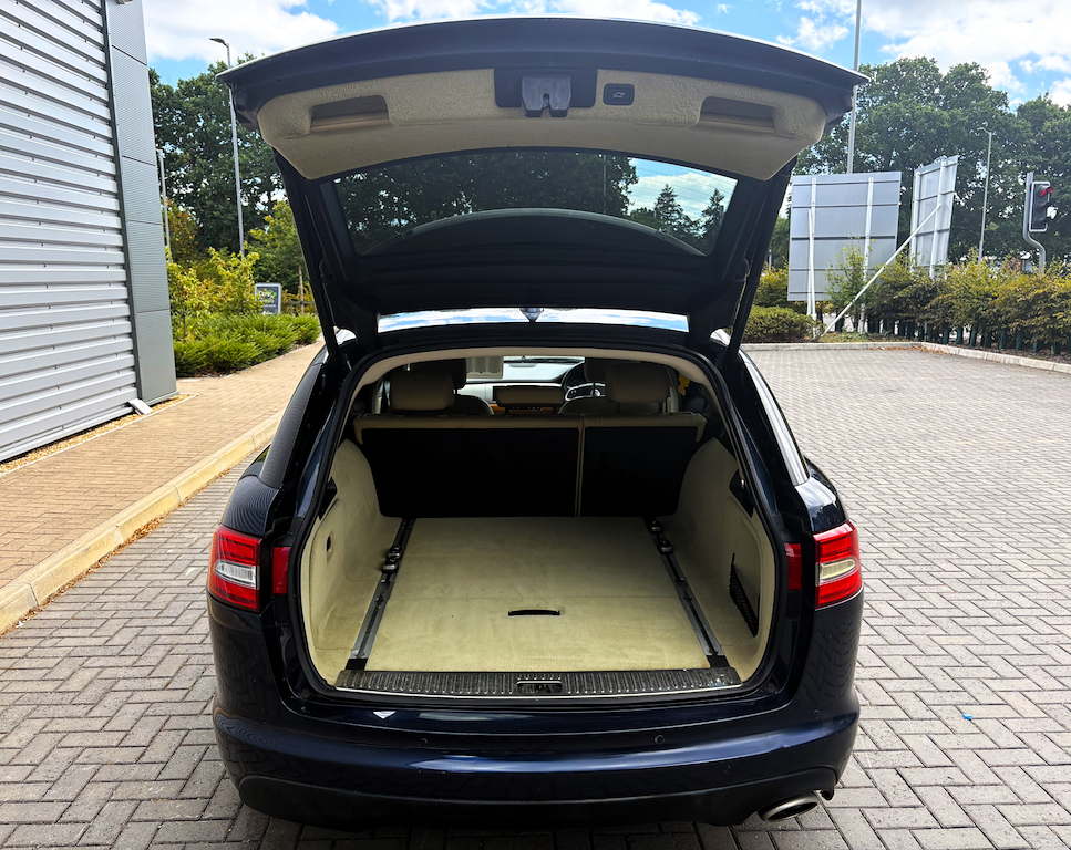 Jaguar XF D Sport White #7