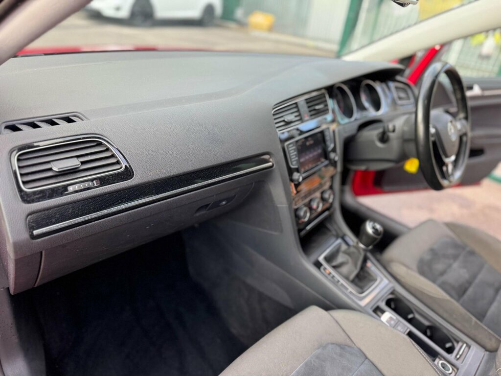Volkswagen Golf Gtd Cambelt20 Taxfshp Sensors Black #20