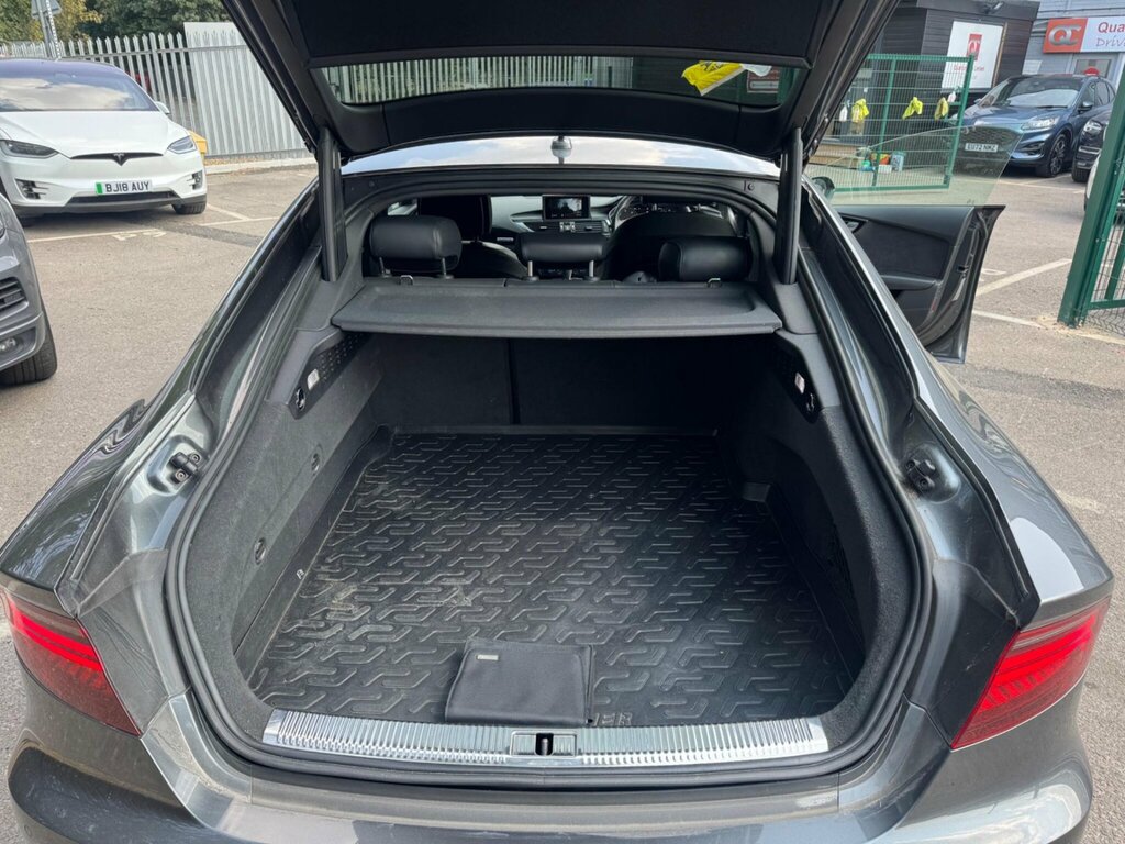 Audi A7 Hatchback 3.0 Tdi V6 Ultra Se Executive Sportback White #22