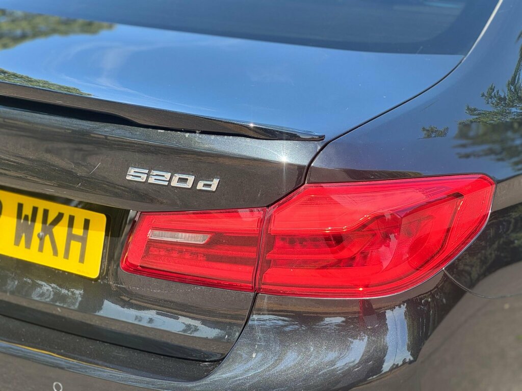 BMW 5 Series M Sport White #54