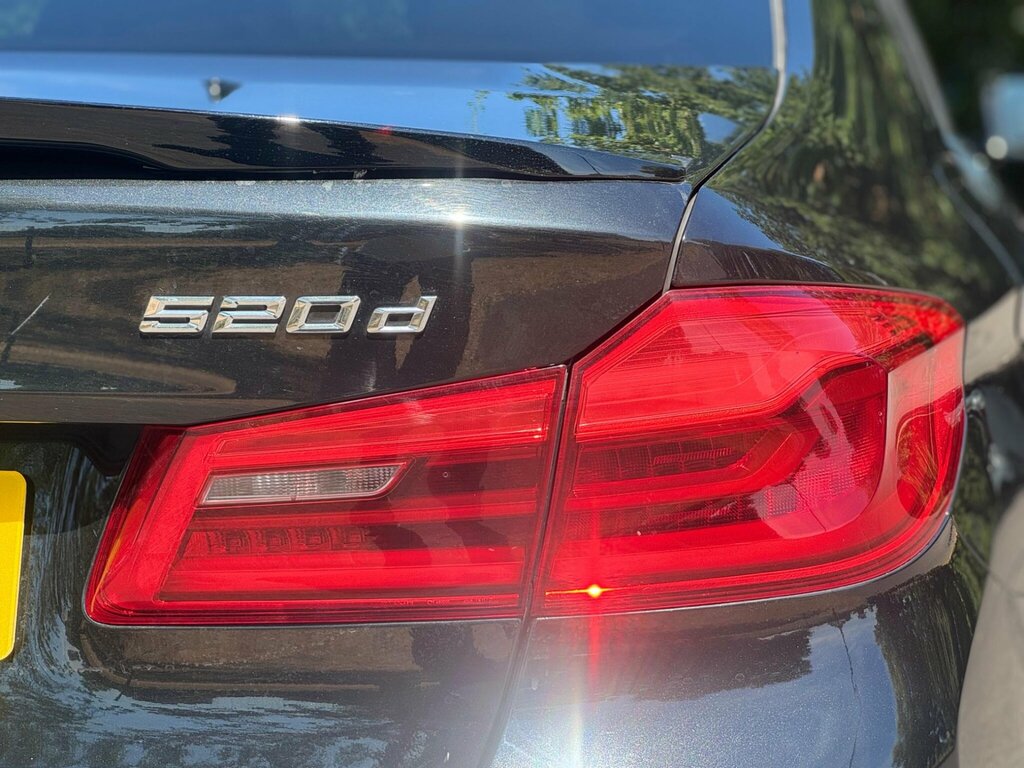 BMW 5 Series M Sport White #53