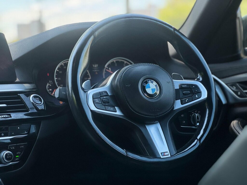 BMW 5 Series M Sport White #49