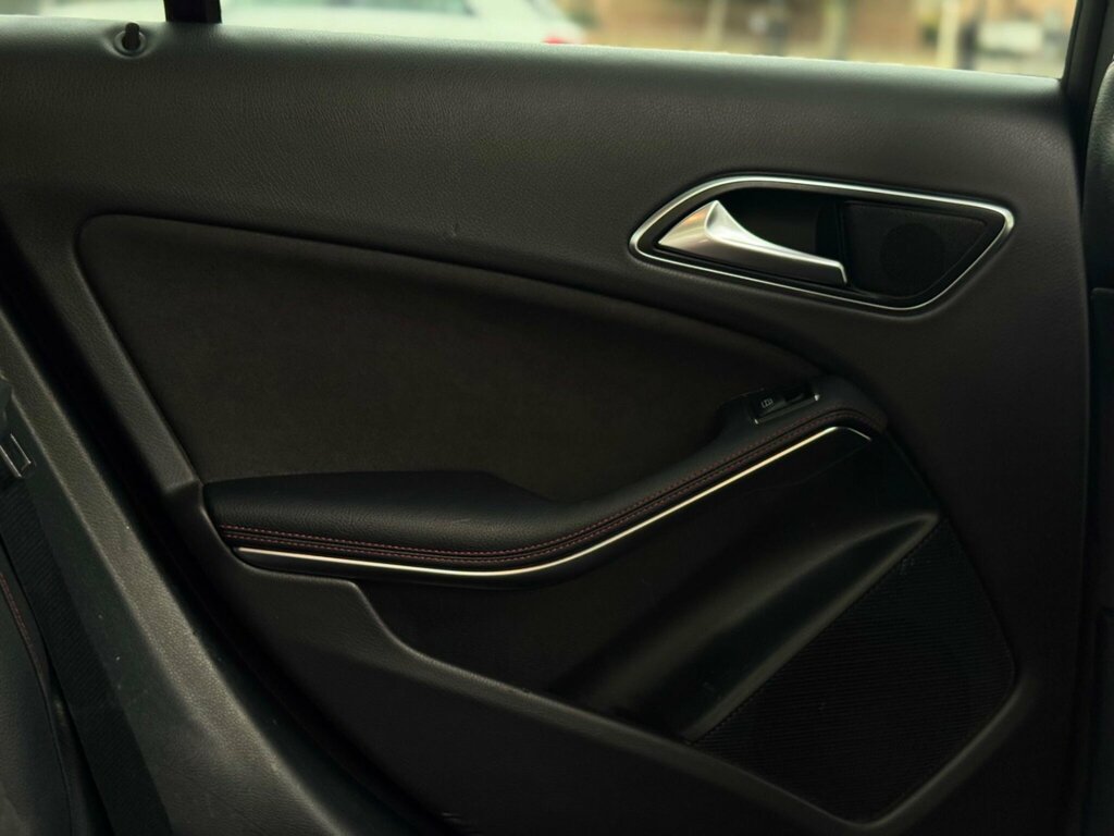 Mercedes-Benz CLA Class Cla 200D Amg Line Tip Red #33