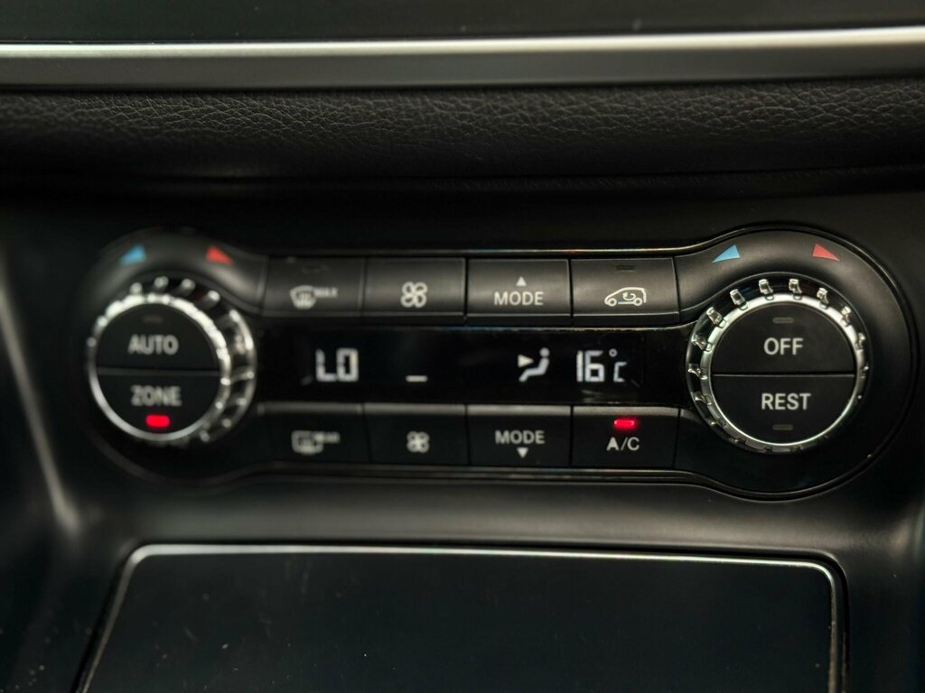 Mercedes-Benz CLA Class Cla 200D Amg Line Tip Red #28