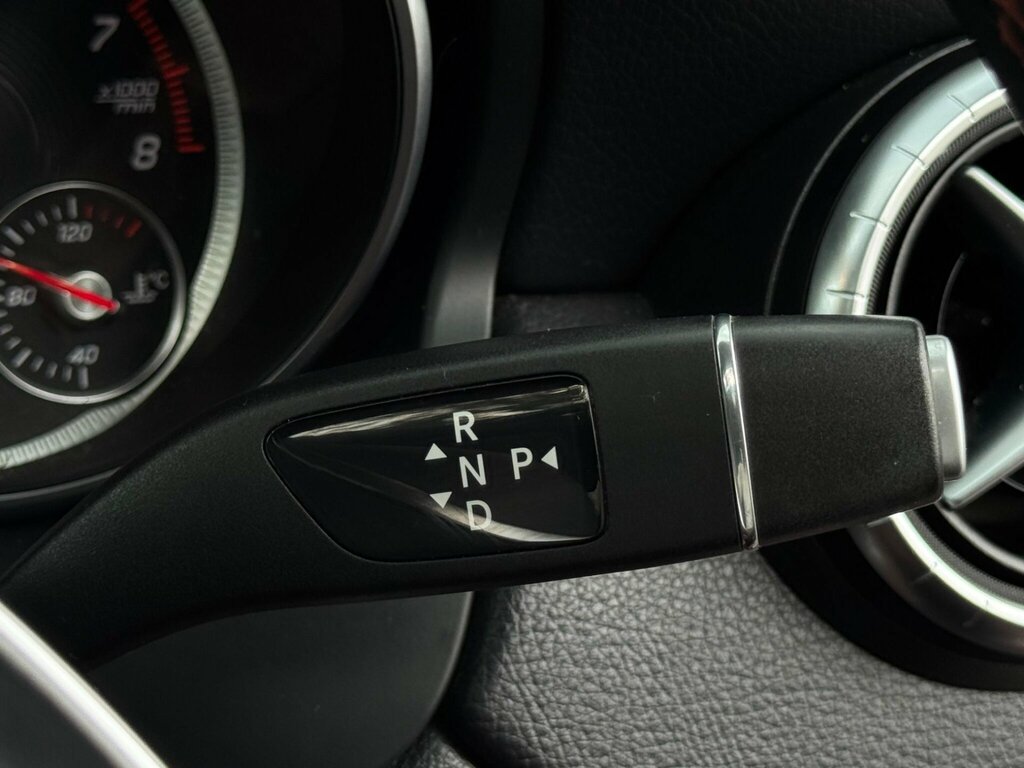 Mercedes-Benz CLA Class Cla 200D Amg Line Tip Red #22